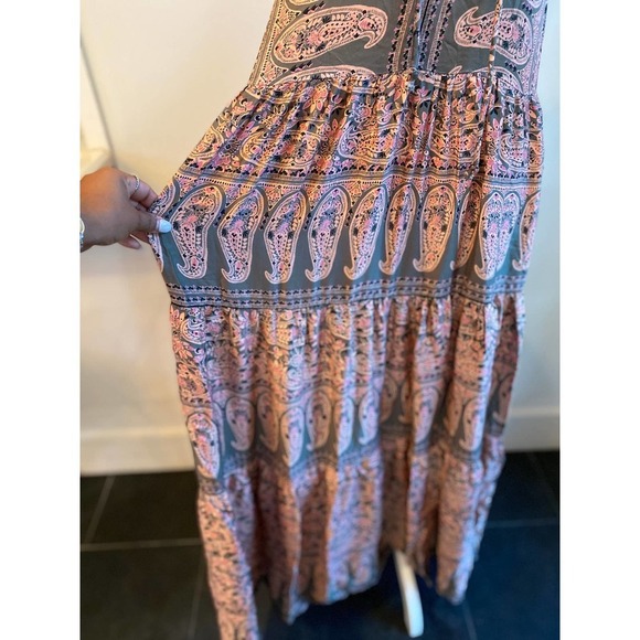 Omika Paola Maxi Dress - Picture 4 of 5